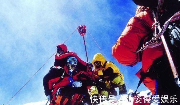 雪山#游客登山,发现冰层中有人,专家:可能是古希腊人的先祖