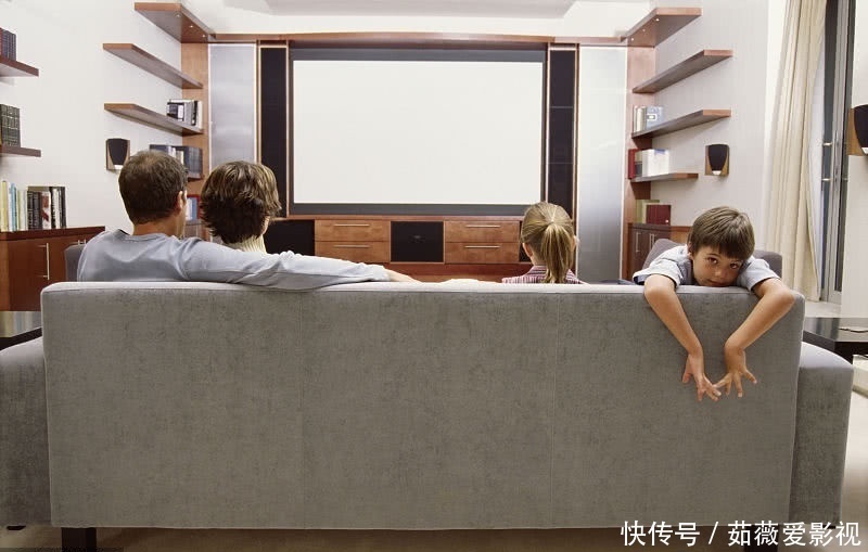 头上4种迹象频发，八成是螨虫堆积成山了！2个方法帮你轻松除螨