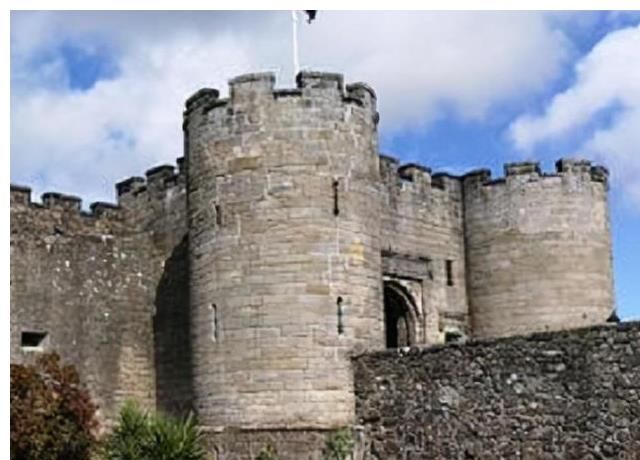 继任者|短暂的“护国公”制度崩塌，克伦威尔死后，继任者不具备军事威望