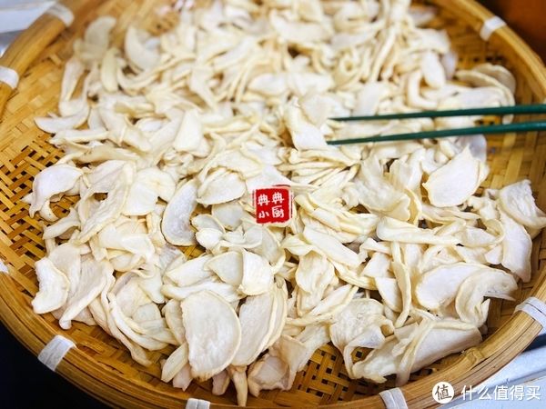 又到一年腌制萝卜干的季节，给肉都换的美味，您安排上了没