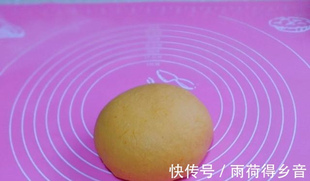 香甜的南瓜刀切馒头,比面包还松软,比蛋糕还有营养!