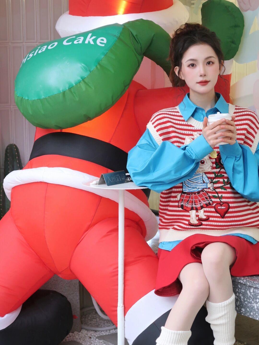 开衫 女人再不会打扮也别配“紧身衣”,毛衣才是最优雅,实用性极强