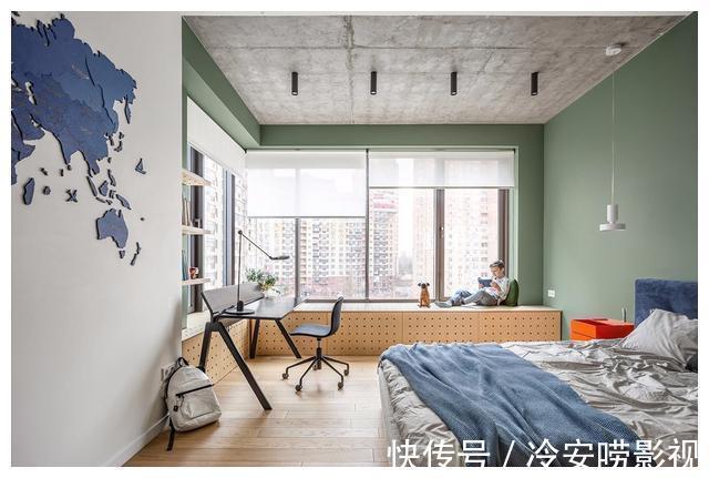 灰衣柜|250㎡,一家五口的梦幻游乐园,极简与色彩的完美碰撞!