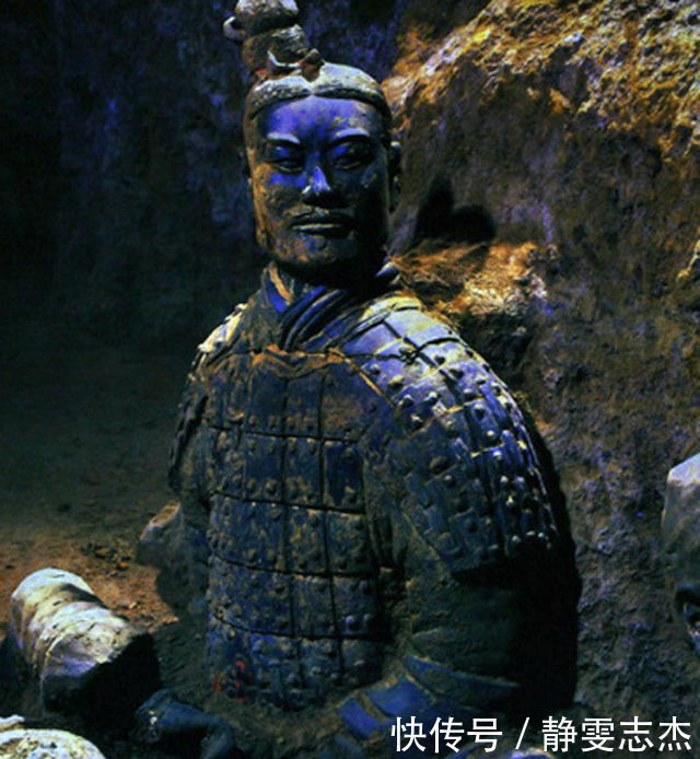 二师兄的老照片:居然是彩色的?这才是秦始皇兵马俑出土时的样子