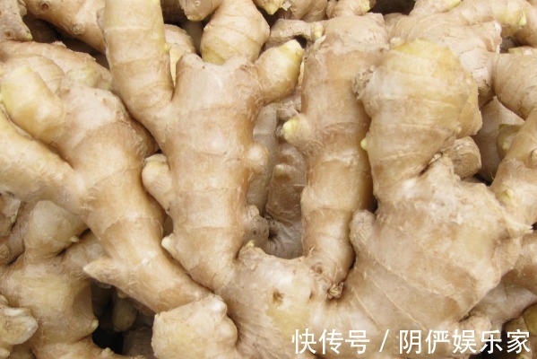 姜蒜|吃姜不去皮,吃错了害自己!原来吃姜也有4大禁忌,早知早受益!