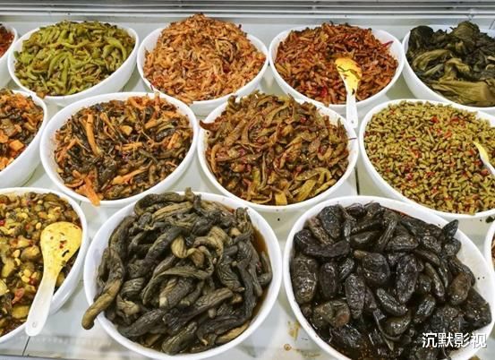 皮肤专家建议：女性坚持这2点，皮肤紧致滑嫩，皱纹不来扰