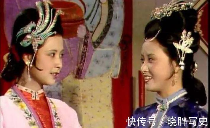 贾母!王熙凤当家有多难?婆婆刁钻、姑妈无情,妯娌之间也是面和心不和