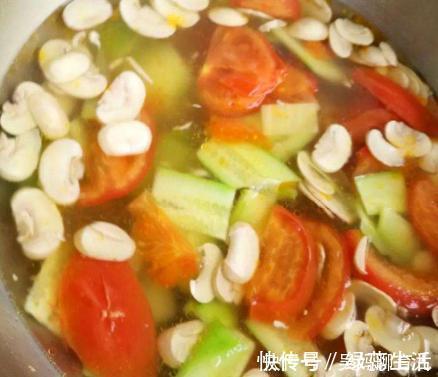 进食|1岁半宝宝只爱喝奶奶熬的粥,宝妈觉得奇怪,尝了一口立马怒了