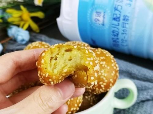红薯芝麻球，简单好做又好吃，零厨艺也可以露一手