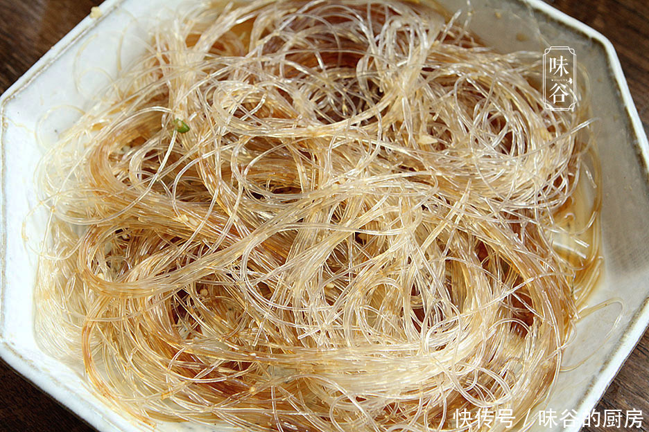 人人|元旦家宴就爱吃这道菜,蒸一蒸就上桌,简单方便,味道鲜香人人夸