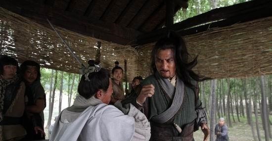 高俅!出征方腊胜利后,林冲还没死,为何宋江上表说他已经死了!