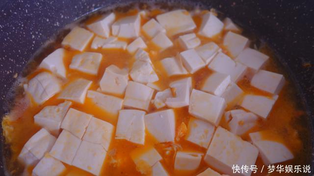 内酯豆腐|咸蛋黄的这种做法拌饭最香,我经常在家做,特别简单的家常菜