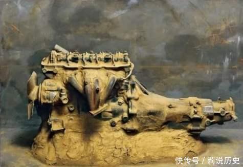 卖出|冷军一幅“发动机”,卖出1897万被质疑:到底是画,还是图片?