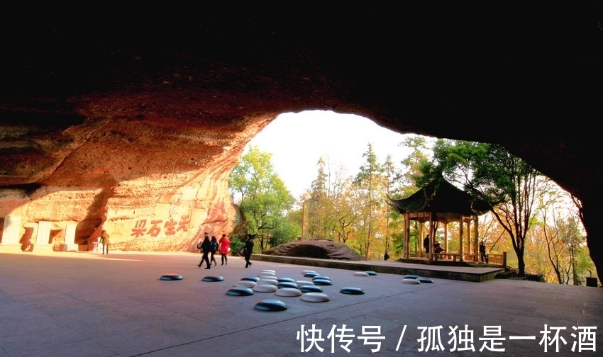 男主角@强推5本人前显圣的网络小说,高手风范,高人风度,闪亮登场!