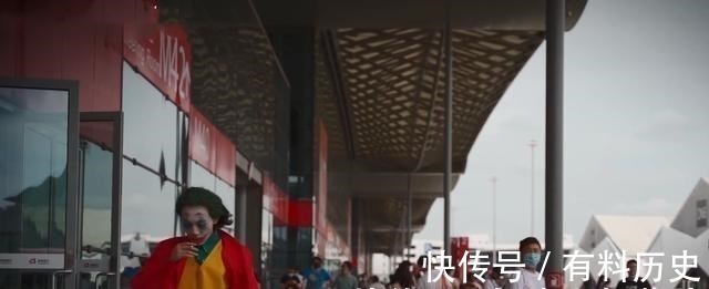 tony|電影級頂尖COS漫展變哥譚市現場,暗黑風滿滿的小丑與小丑女