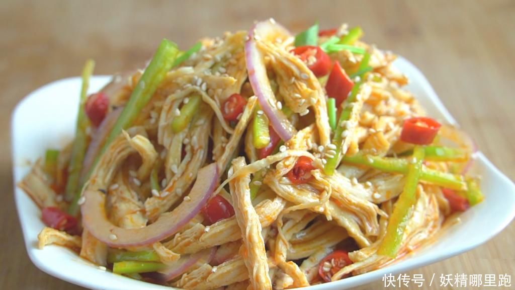 立秋之后贴秋膘，鸡胸肉不炒不炸不煲汤，麻辣美味不发胖，营养减脂两不误