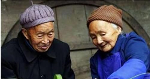 長(zhǎng)壽的人,一般會(huì)有6大共性,占上2條以上,有望成為百歲老人