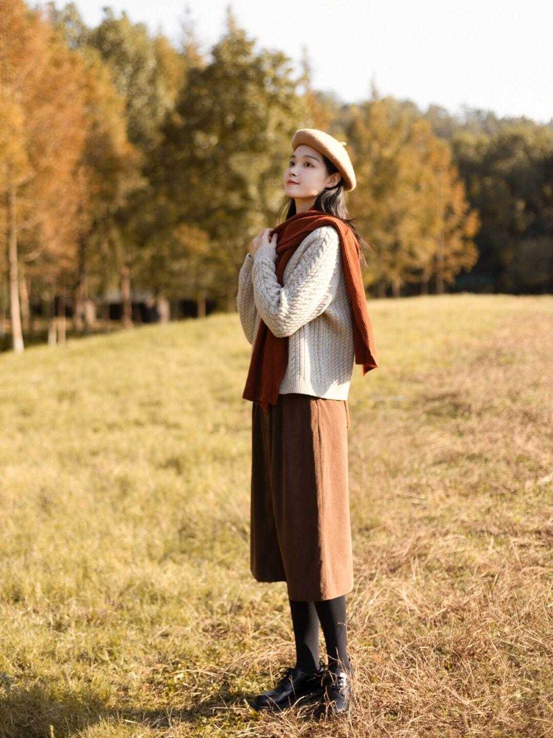 毛衣|冬色的大衣搭配,就该有森林的气息