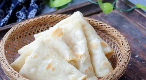 烙饼和面时,多加这1样,烙出来的饼香软又劲道