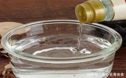 米酒|天冷发面不要只会用酵母,再加2样,15分钟发满盆,暄软又好吃