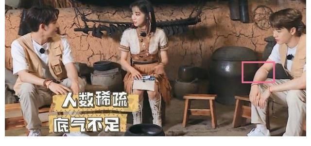 录《奔跑吧》不能有纹身,王嘉尔花式遮挡,原谅我笑出了声