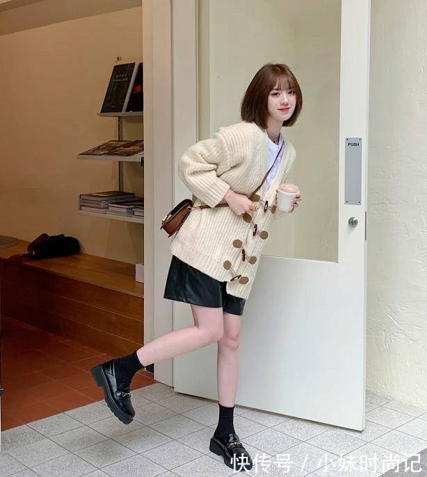 脚型 春天了,靴子先收起来!今年流行穿乐福鞋,显瘦又好搭