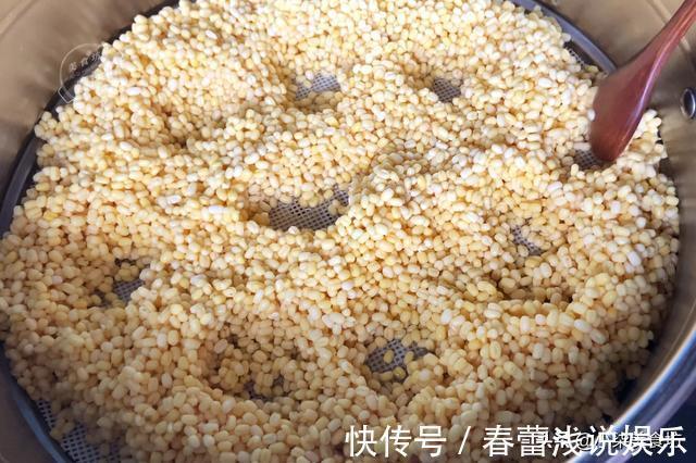 在家自制绿豆小饼，学会不用买，清凉解暑易消化，老人孩子都喜欢