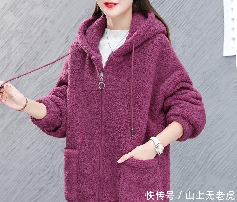 女人再缺钱,也要有件这样的“卫衣外套”!款款保暖好看又不贵