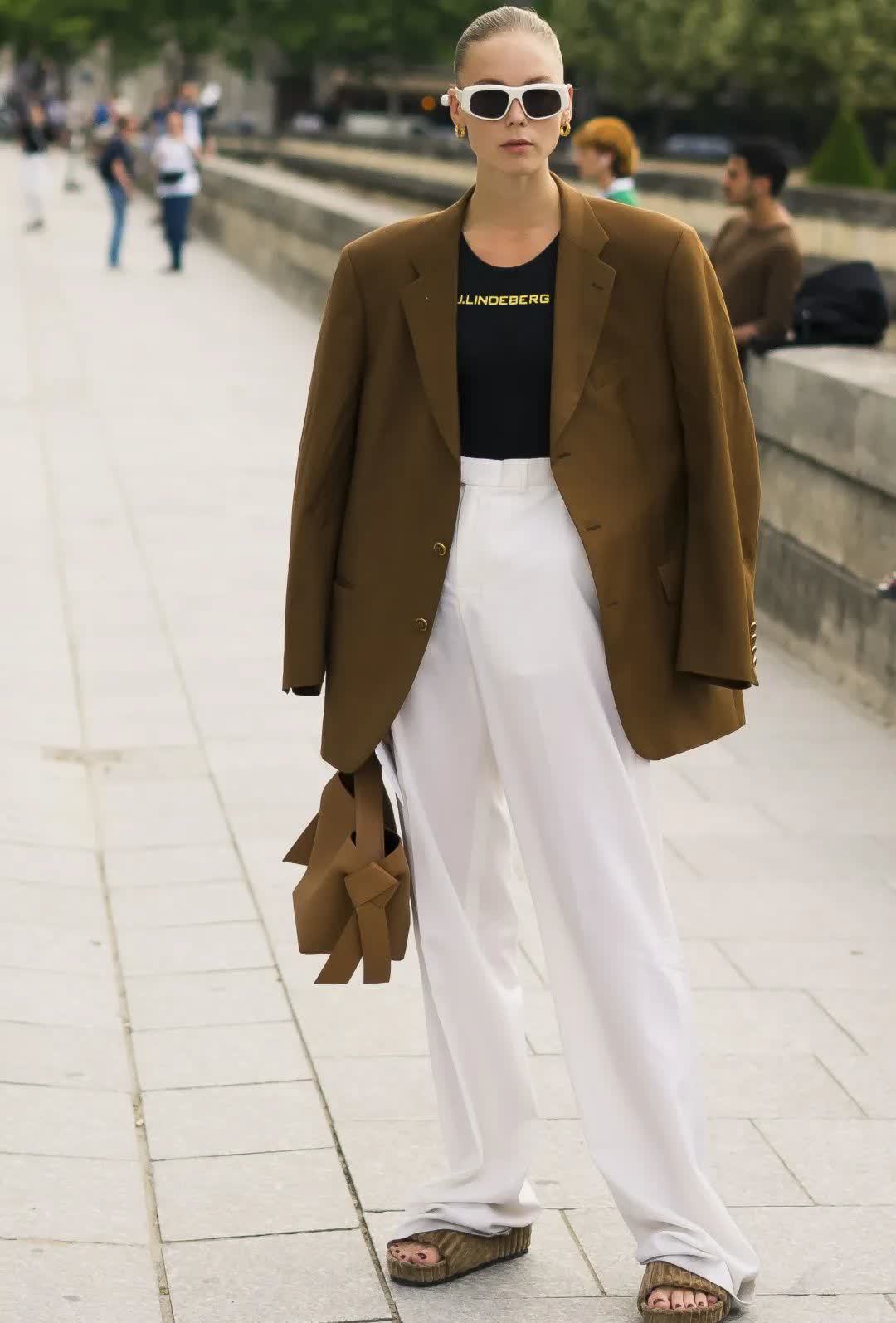 yeezy|目测增高10cm 的凉鞋你不馋吗?