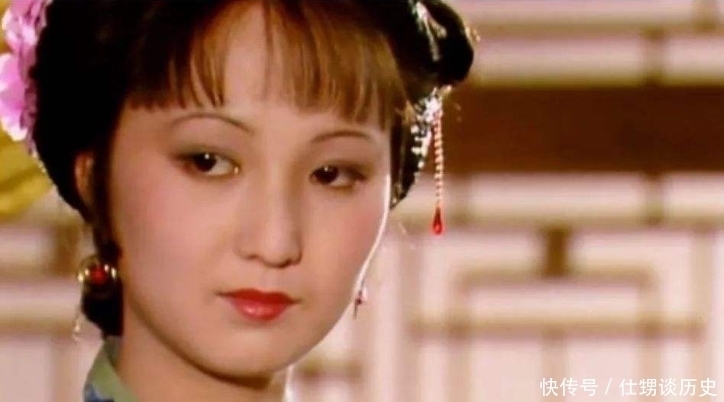 秘书!红楼梦中的高级秘书,王熙凤身边的才叫完美,晴雯真的不合格