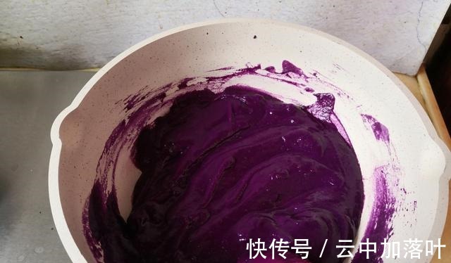 面包|秋天吃它有营养，做月饼做面包做点心颜色漂亮味好，香甜而不油腻！