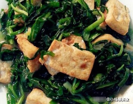 豆腐|炒豆腐加一把它，洗肠又刮油，排黑色臭便，5块钱成本，小肚子变