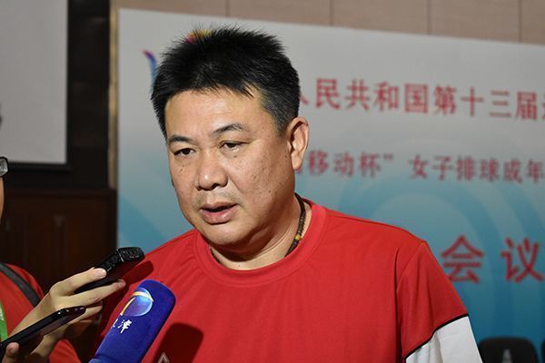 选帅|女排新主帅获官宣!蔡斌接班郎平成新主教练,二进宫带队重新冲冠