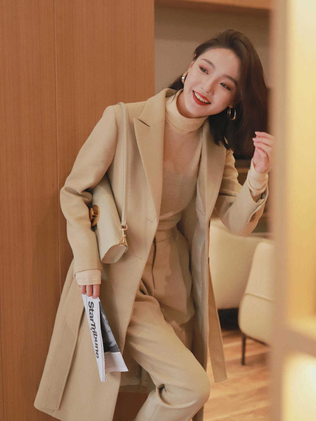 穿搭|秋冬的标配卡其色大衣,怎么穿都好看,几个搭配技巧送你,绝对轻松驾驭