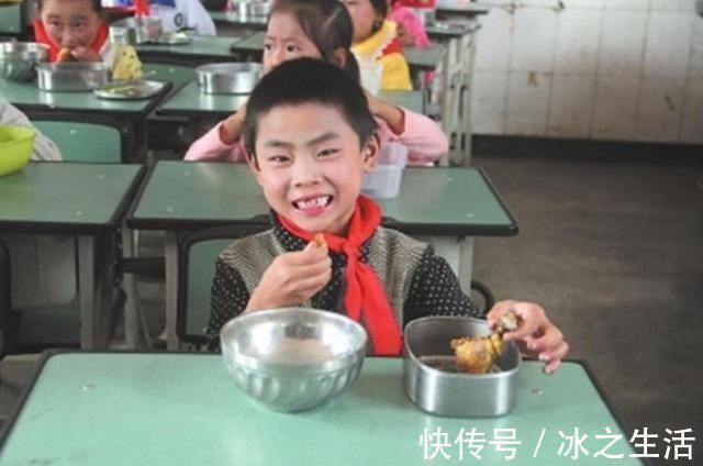 孩子|这些零食就算扔了也别给孩子吃,你家还有吗