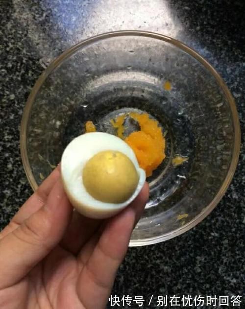 南瓜|南瓜这样做不仅对孩子补铁有益,对孩子大脑发育也是有好处的哦