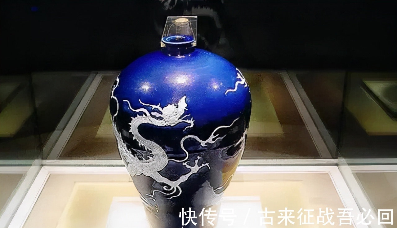 扬州#1976年,扬州老人以18元卖掉祖传“瓶子”,后被法国开出40亿天价