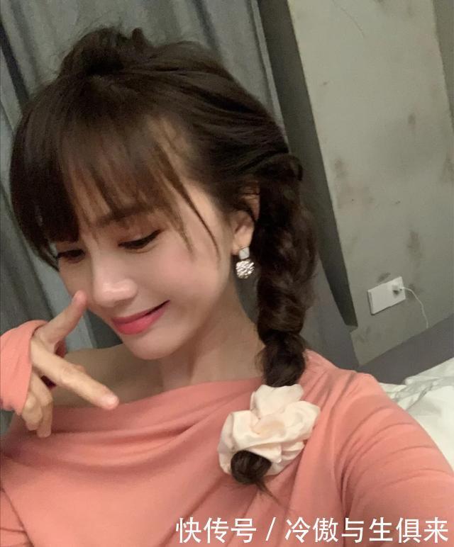 别再披头散发了,今年初冬流行这些时髦发型,气质又撩人