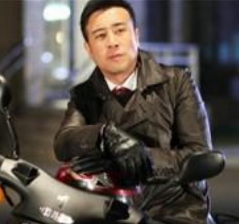 陈独秀|于和伟:妻子供他读书,成名后给8个哥姐买房,活成人生赢家