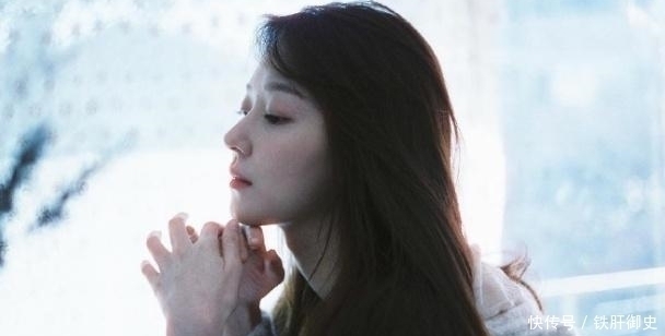 皮肤哪怕再暗黄,每天坚持做这5件事,不化妆都能白成“雪花肌”