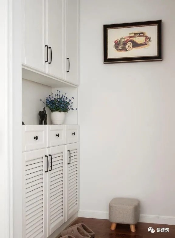 玄关|玄关装修做到这几点,不占地方收纳多,比请设计师还实用