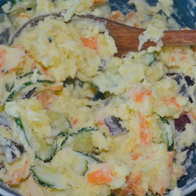 土豆沙拉佐芝士全麦脆饼