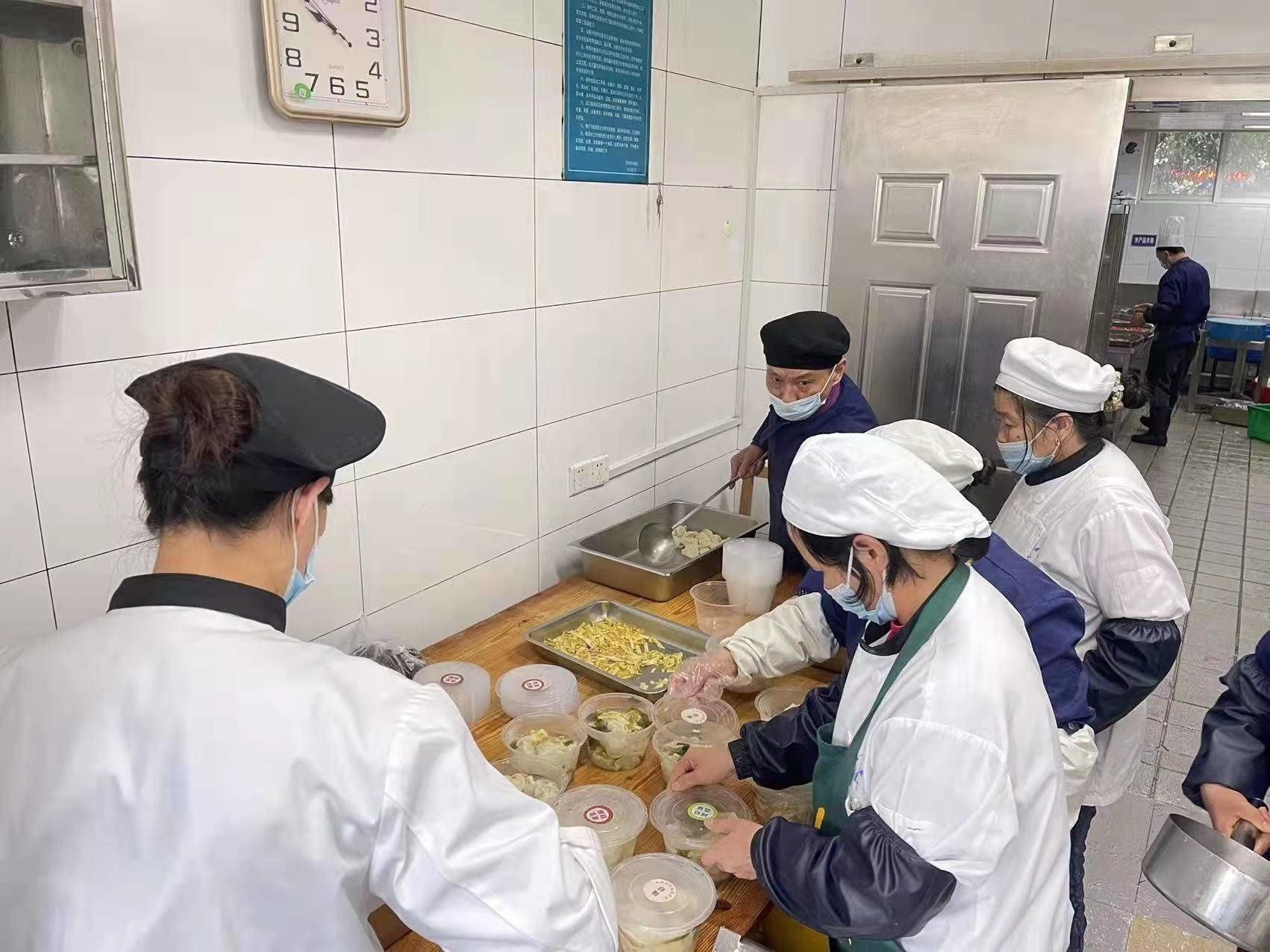 中医院|（遇见美好杭州）冬至 杭州市中医院准备了一百余份水饺给医院住院老人