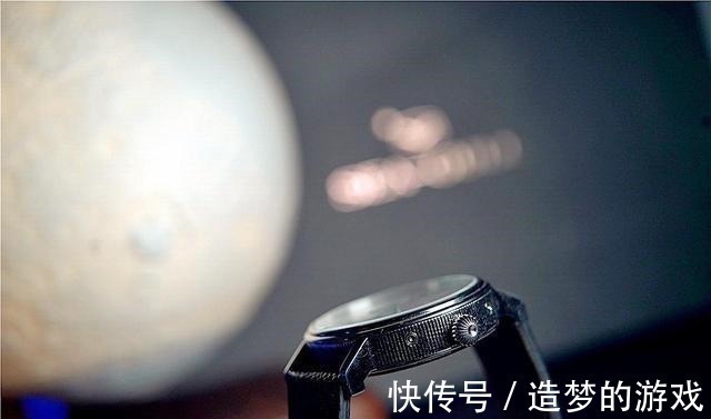 礼盒 年轻人的第一枚机械中国芯海鸥机械表月相礼盒体验分享!