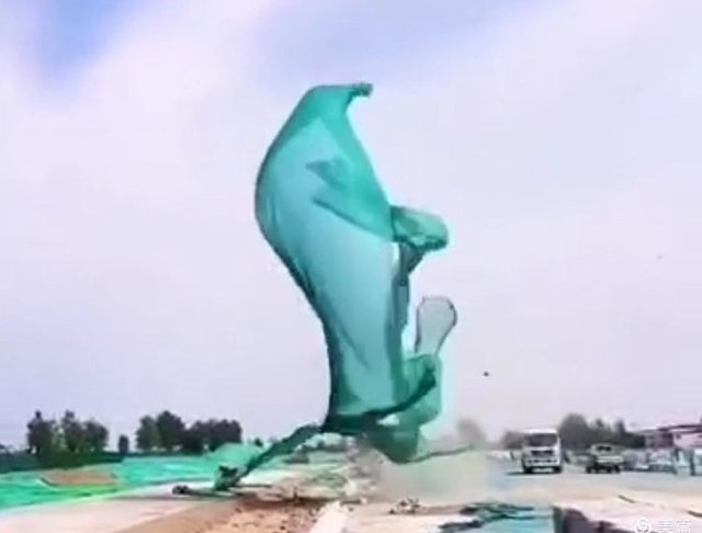 庆云#诗词:秃笔投枪抵万兵，横眉立目骨铮铮