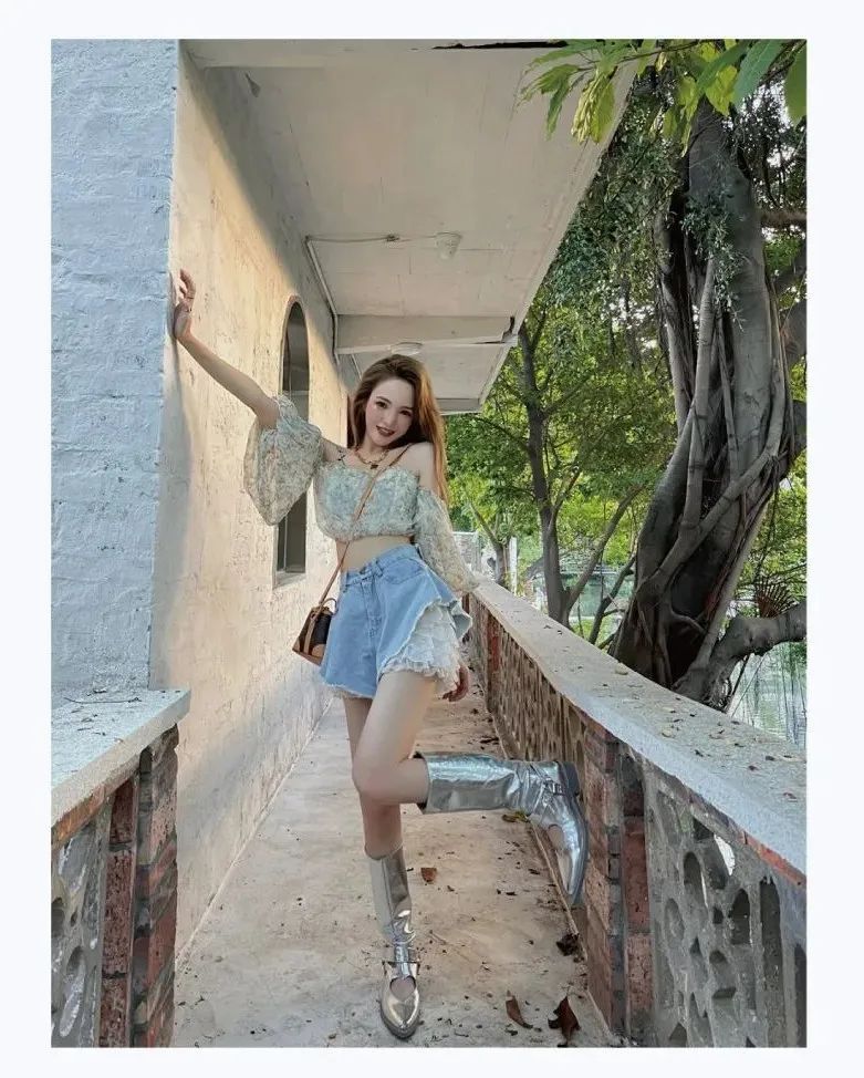 球鞋|中筒袜比丝袜更适合早秋搭配？拥有大长腿的球鞋女孩就是可以为所欲为