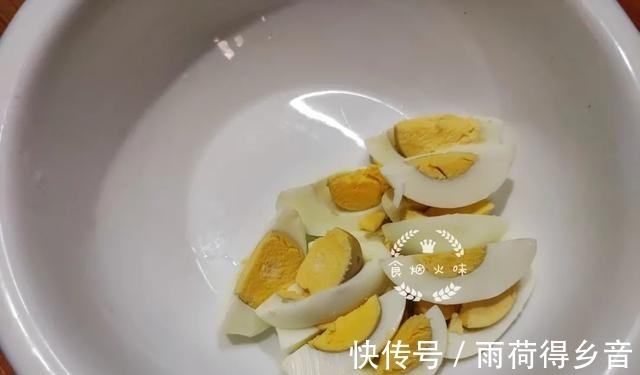 每天不知道吃什么这5道快手菜,开胃营养高,很适合小孩子吃!