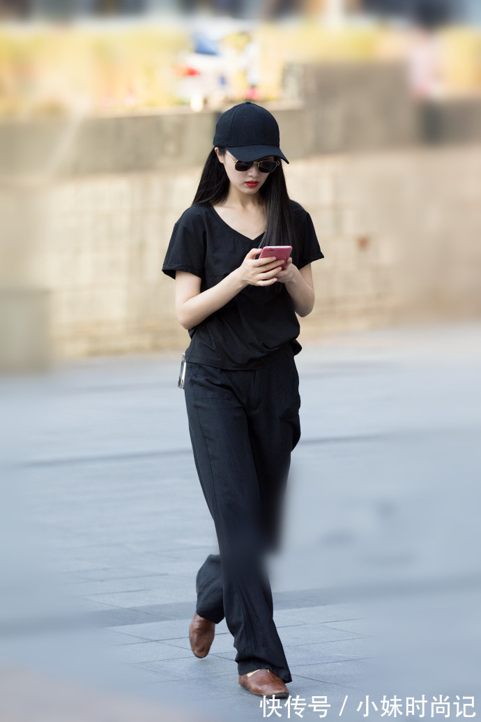 清新 重庆街拍,今年最流行的潮流清新穿搭,约会旅行你的搭配选择