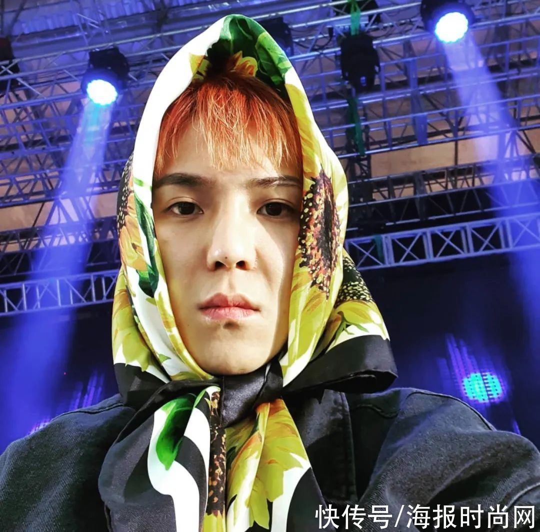 穿搭|教你美｜秋天的第一条丝巾，你会怎么系？