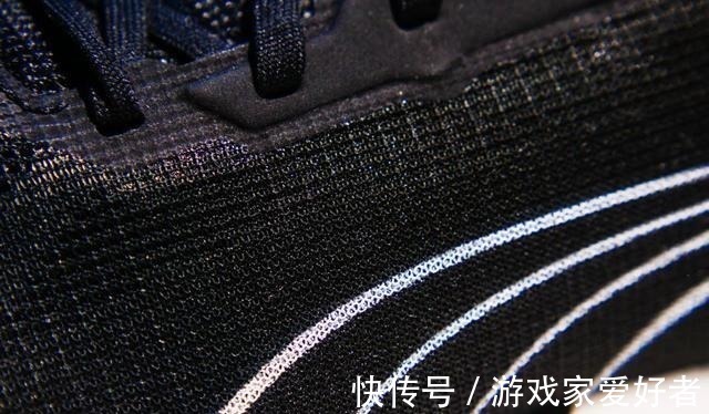 Puma 享受在氮气加持下的绵柔脚感吧!Puma全新跑鞋堪称出街首选!